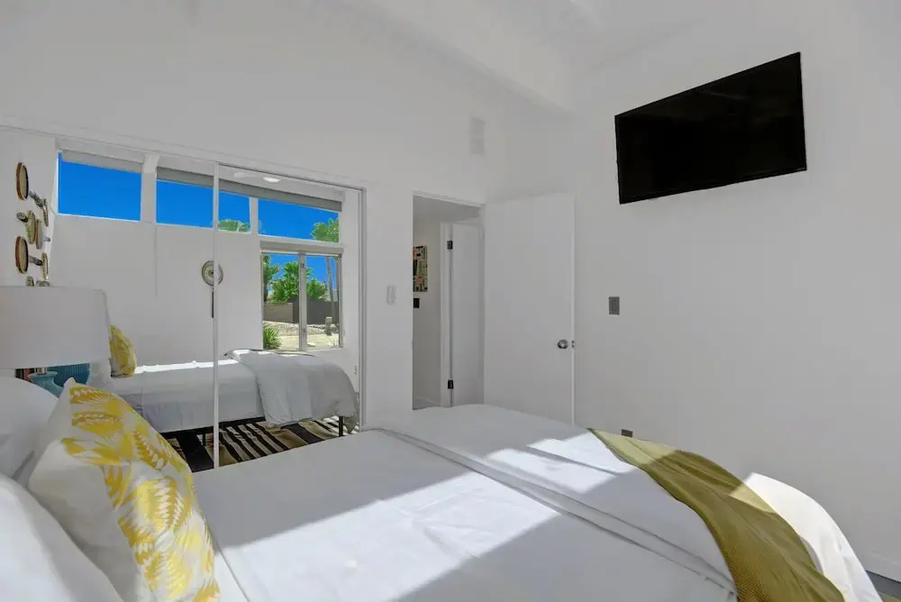 Alexander Social House Five Bedroom House