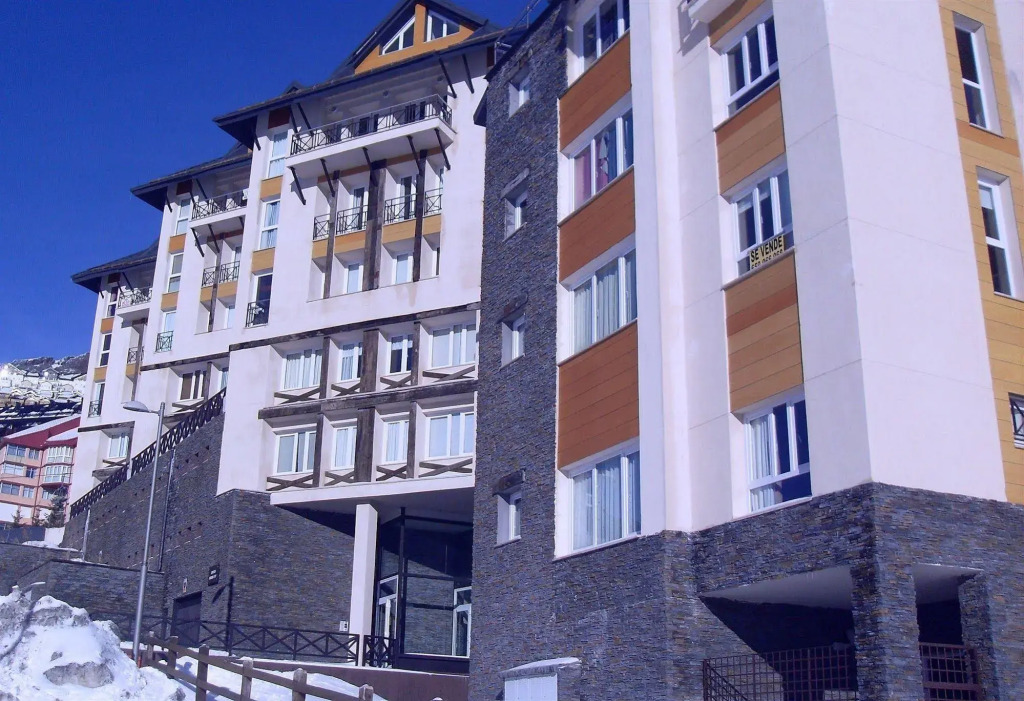 Apartamentos Habitat Zona Media