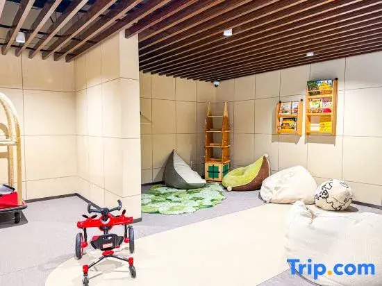 High-End Serviced Apartment (Shanghai Gubei Wuzhong Road)