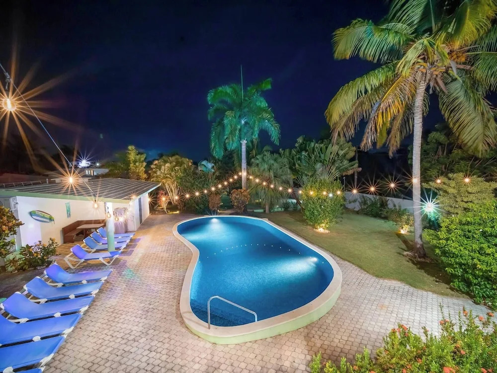 14 BR Getaway 2 Mins From Sosua Action