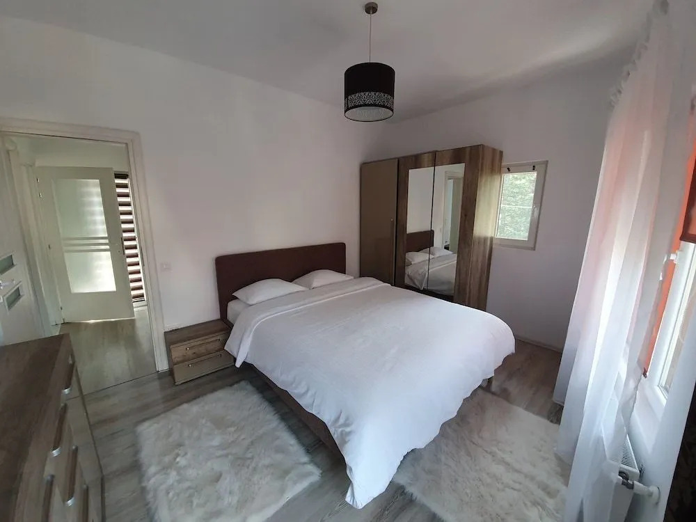 FOX VALLEY VILLA