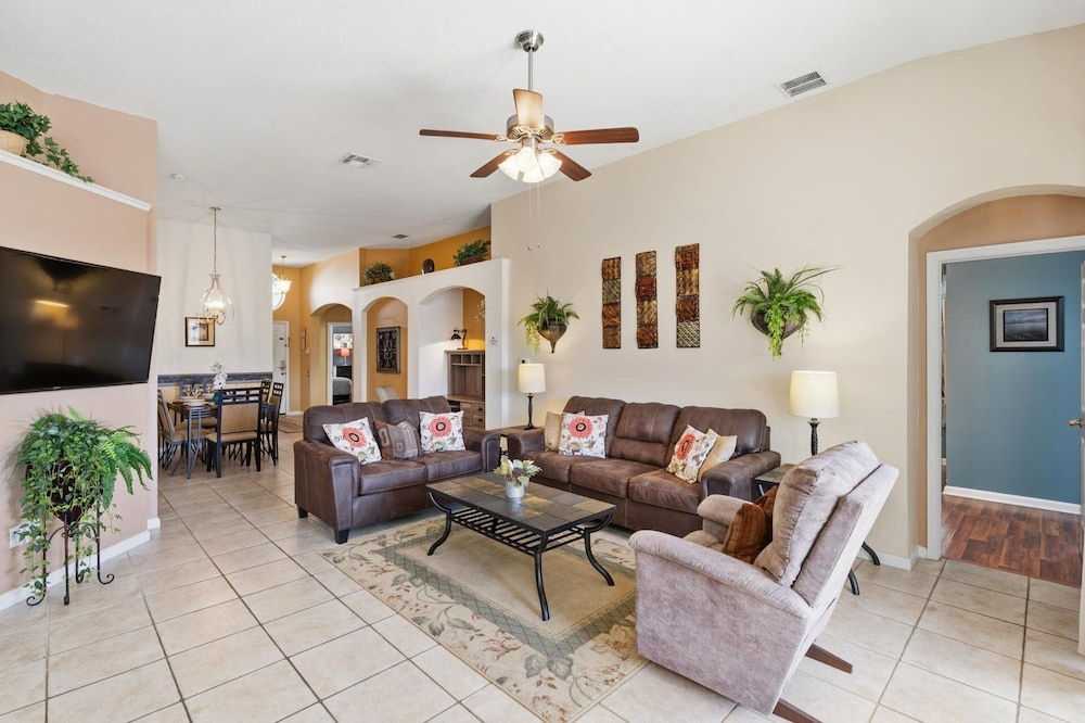 Windsor Palms Resort 4 Bedroom Home With Game Room 4 Home