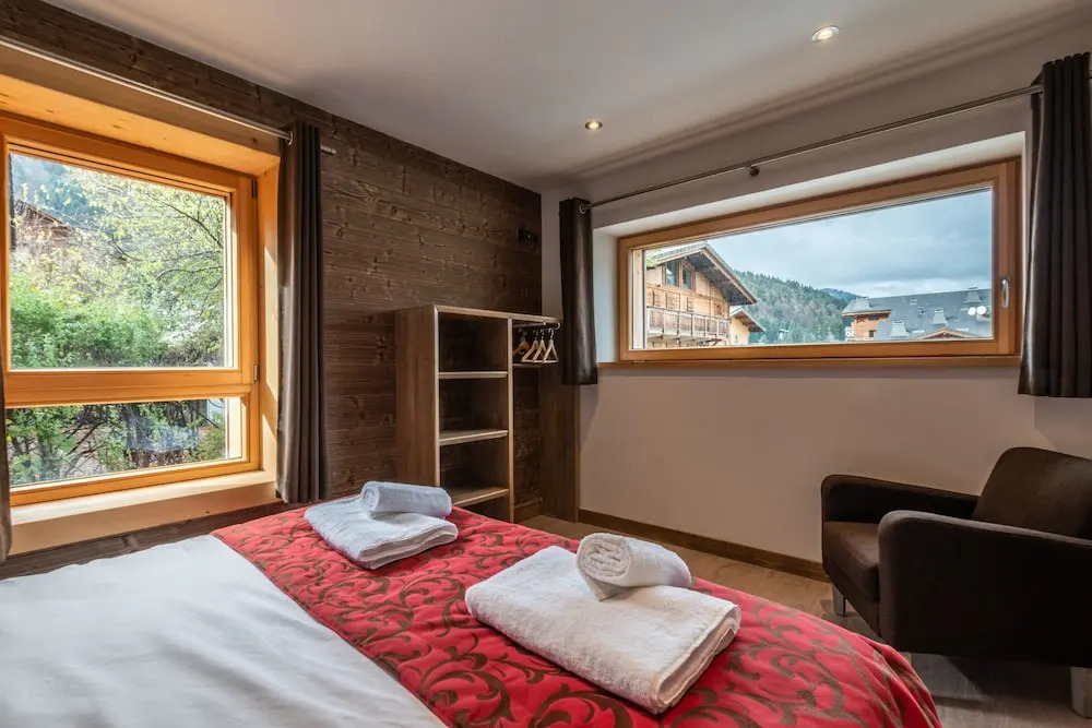 Les Hirondelles Apartments Morzine By Emerald Stay