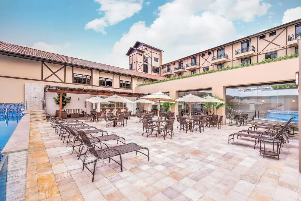 Hotel Tirolesa