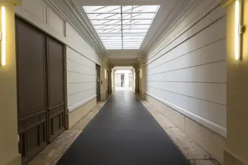 Luxury Apartment in Paris Center - Louvre Museum