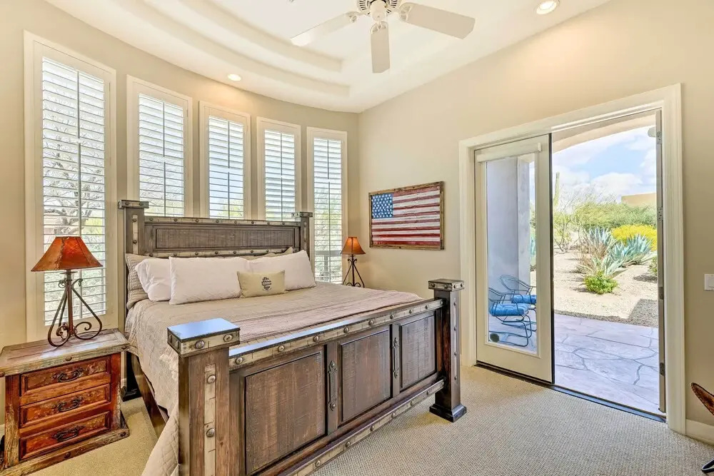 Infinity Pool: Stunning Home in Cave Creek