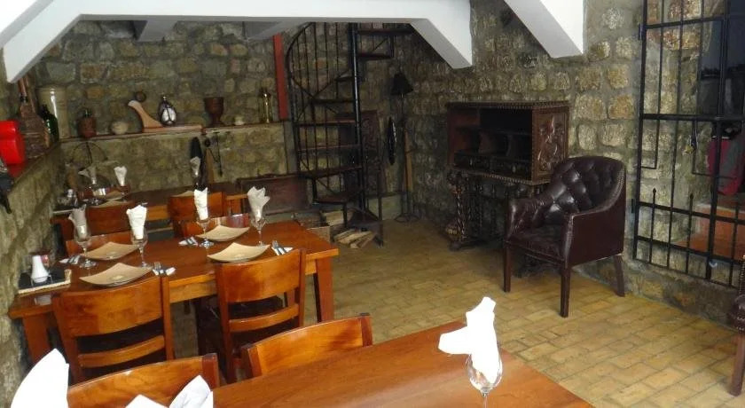 Rendezvous Hostal