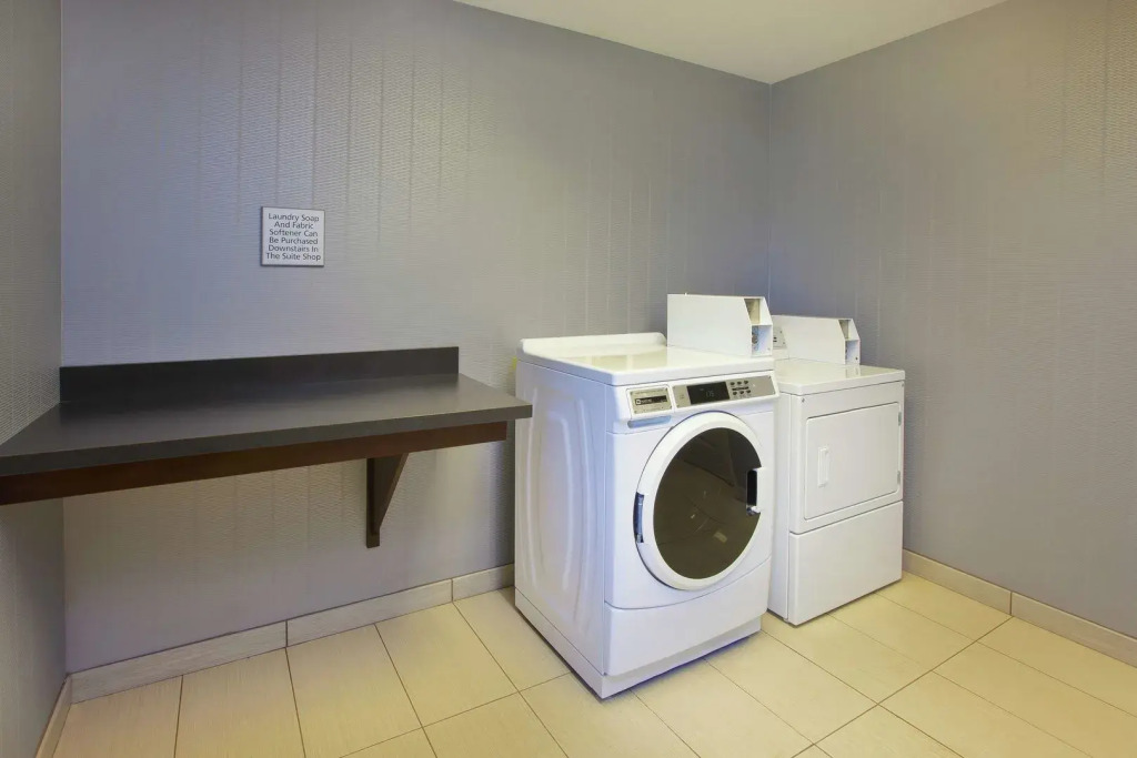 Hampton Inn & Suites - Elyria