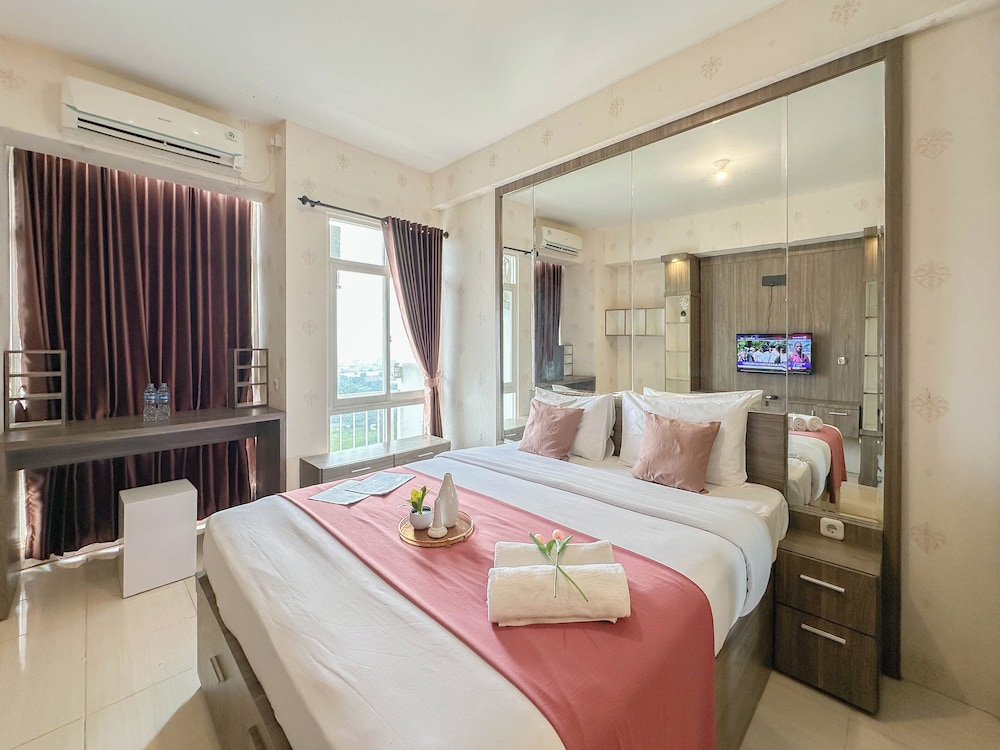 Cozy Living Studio Near Merr At Bale Hinggil Apartment