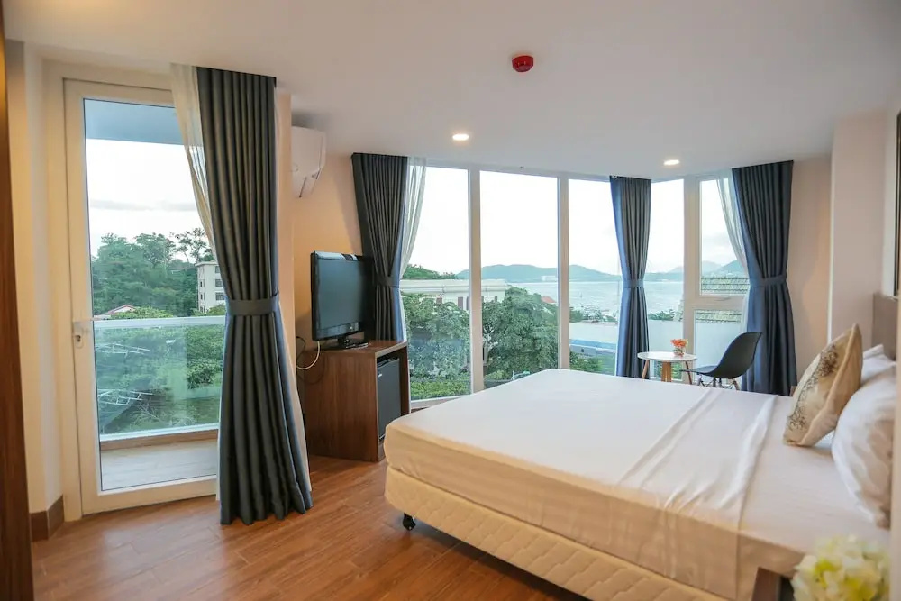 Khách sạn CLIFFHOUSE NHA TRANG