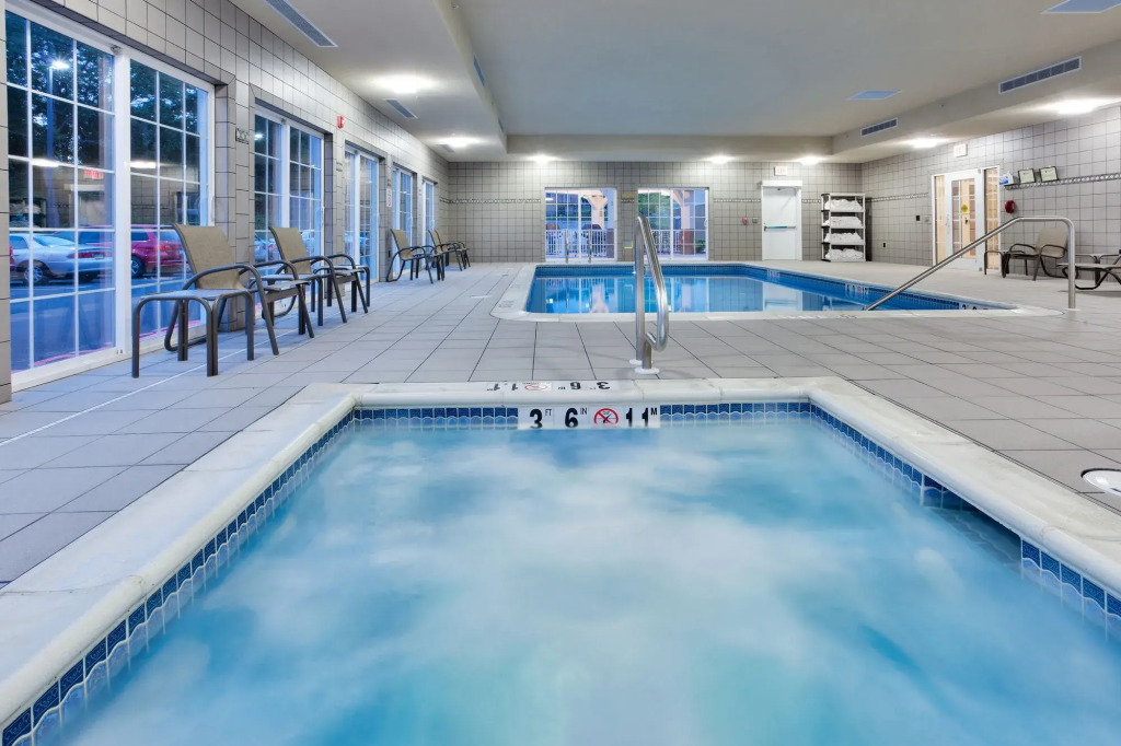 Candlewood Suites Harrisburg I-81 Hershey Area by IHG