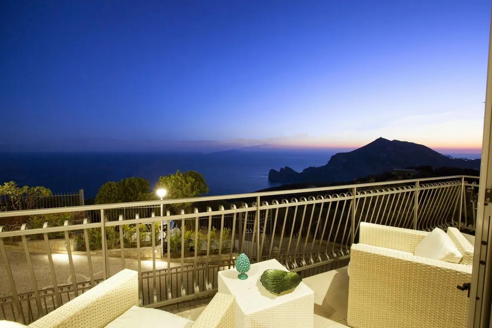 Villa Ligea in Sant Agata sui Due Golfi