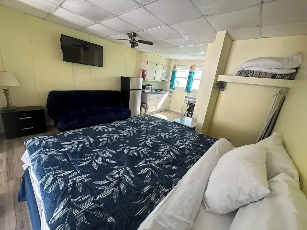 Searay Motel