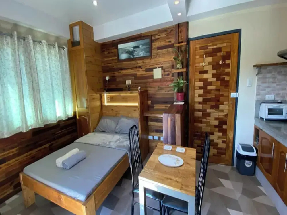 Room-antonios Cafe & Transient Homes Ba