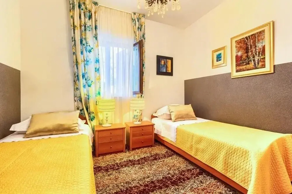 Apartments Lidija