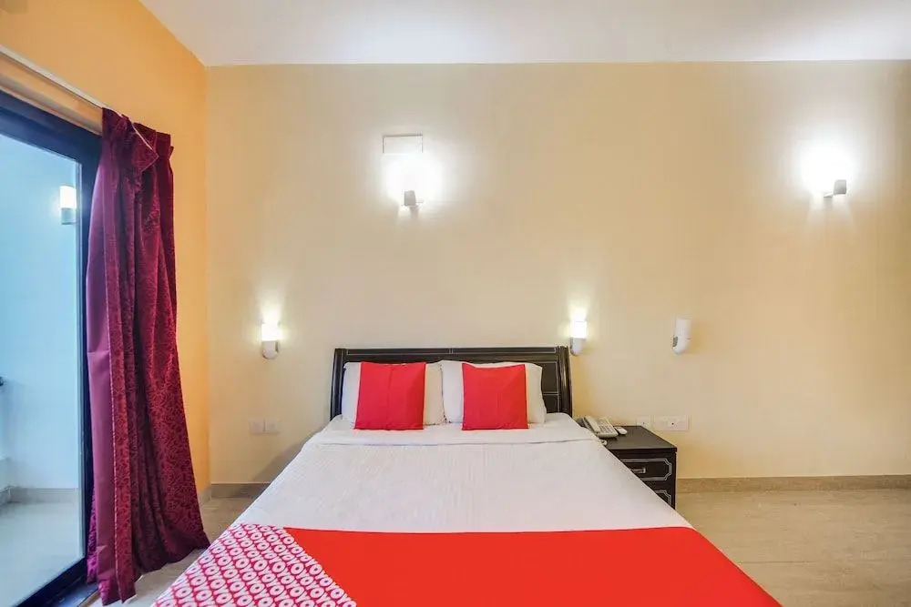 OYO 43665 Purple Resort