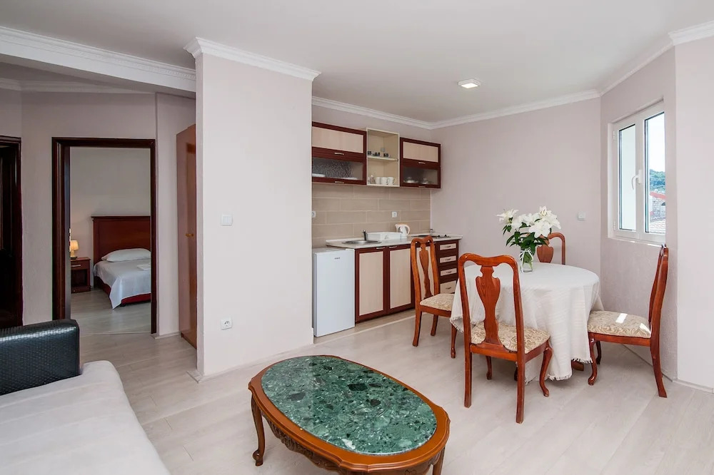 Open Sea Apartments