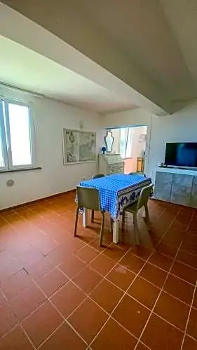 Villa vista mare con piscina privata a Mondello