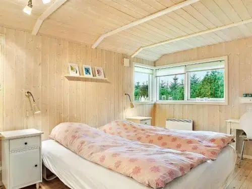 Four-Bedroom Holiday home in Løkken 10