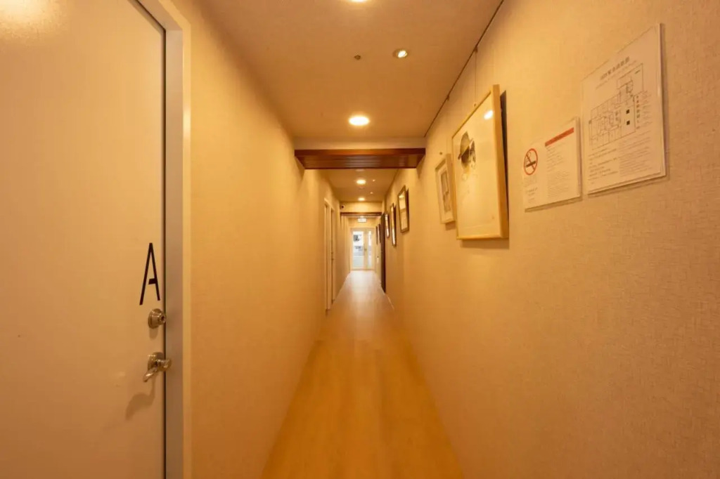 Apartment 10F
