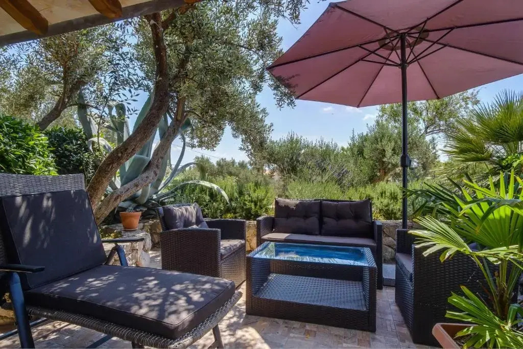 House With 2 Bedrooms in Otok Cres, With Enclosed Garden and Wifi - 50