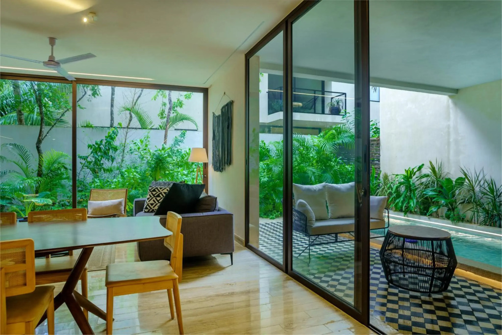 106 Beautiful Garden Apartment with Private Pool