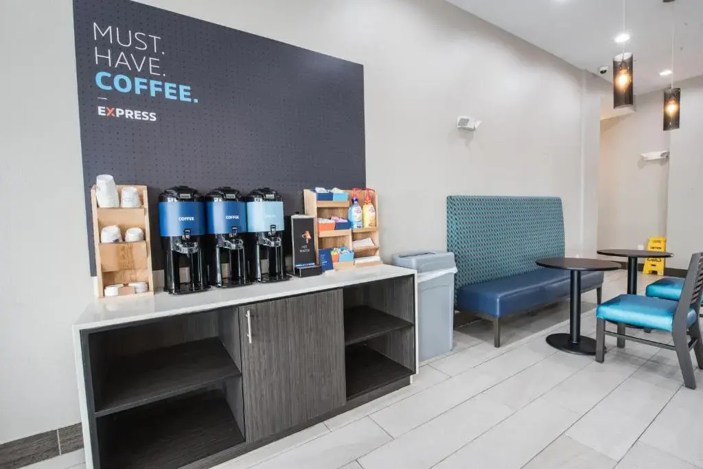 Holiday Inn Express & Suites Houston - Hobby Airport Area by IHG