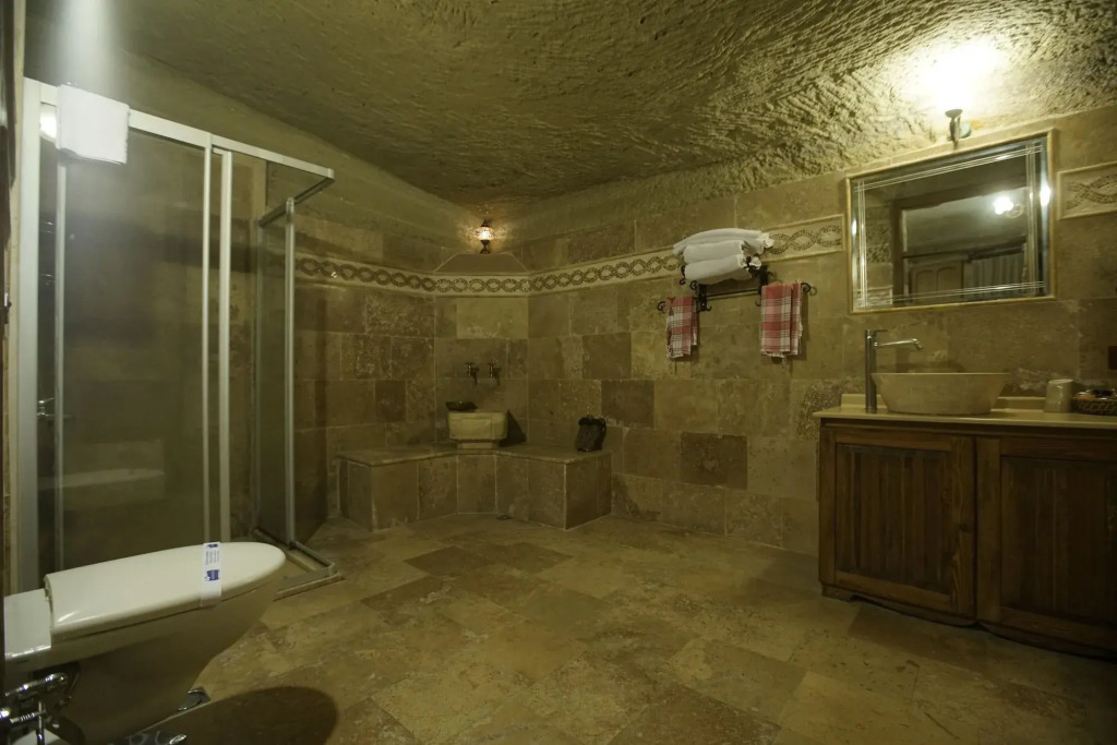 Chelebi Cave House