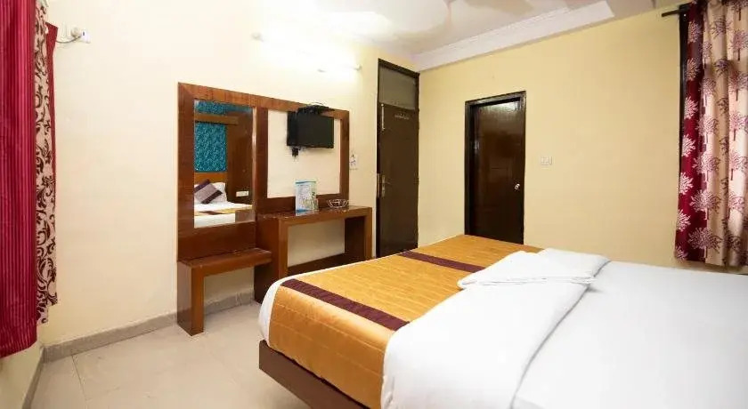 HOTEL DARPAN PALACE -New Delhi Railway Station