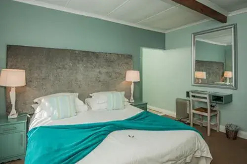 Whale Coast Lodge