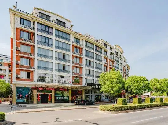 Blue Sen Hotel (Tiantai Mountain Scenic Area)