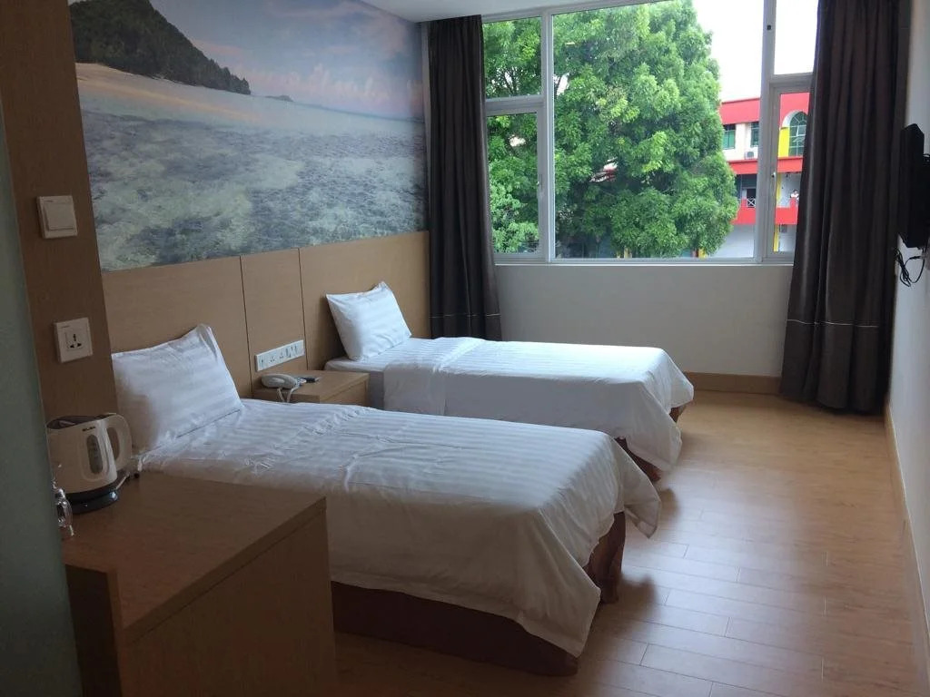 D Arc Hotel