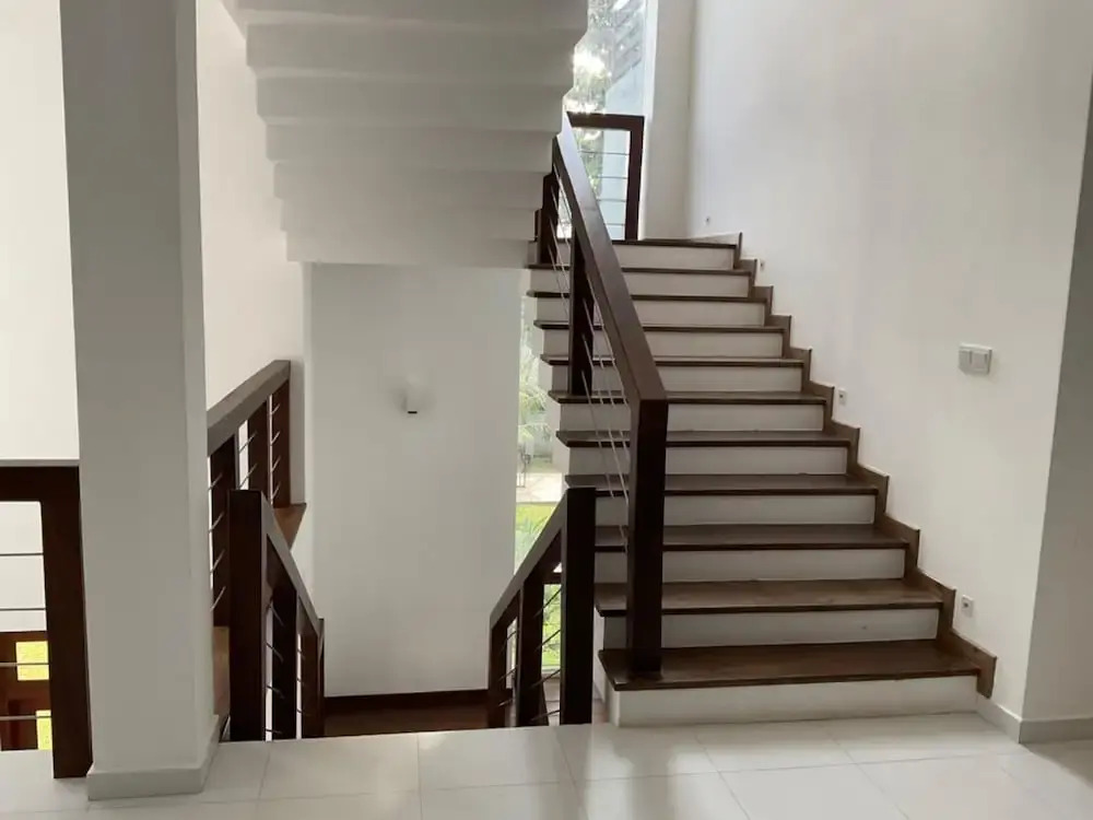 Spacious Stand-alone 2-bed Villa in Galle