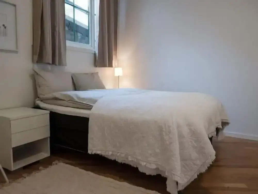 In the Heart of Brosundet! Fully Equipped 3 Bed Room Ap