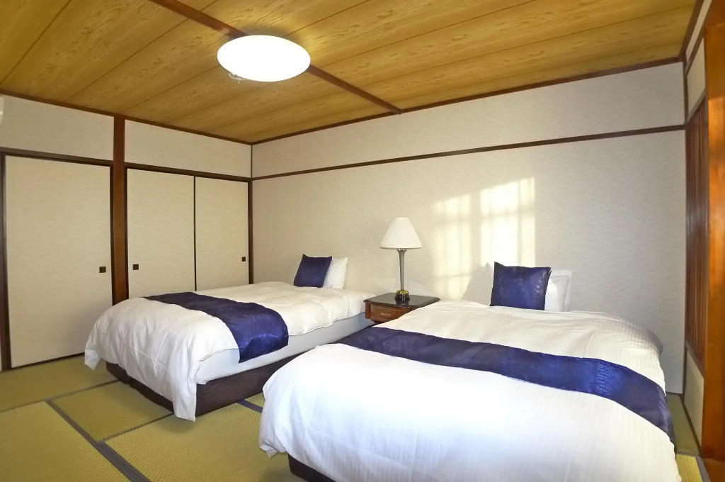 New Makomo Hotel