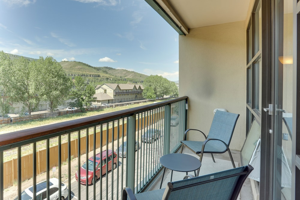 Lavish Escape - 3 Mi From Beaver Creek Resort!