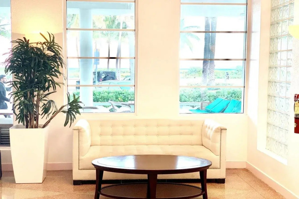 Ocean Surf Hotel