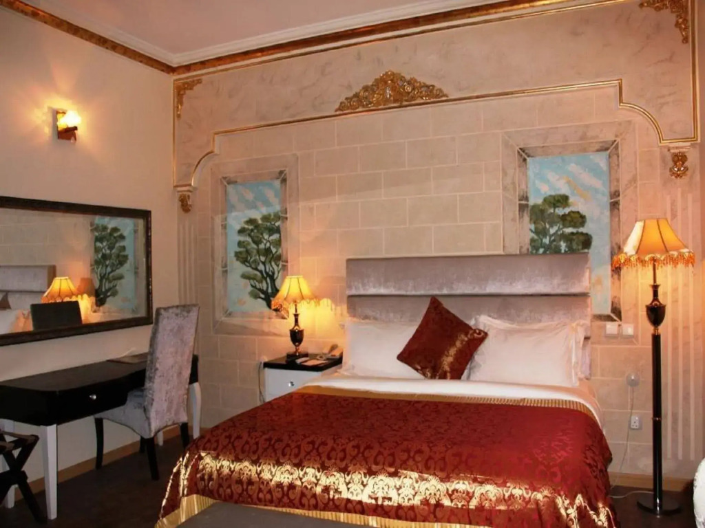 Sandralia Hotel by White Stones