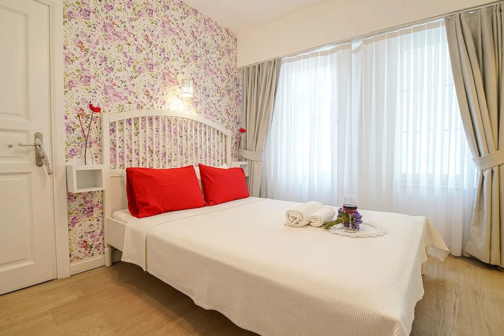 Gelincik Otel