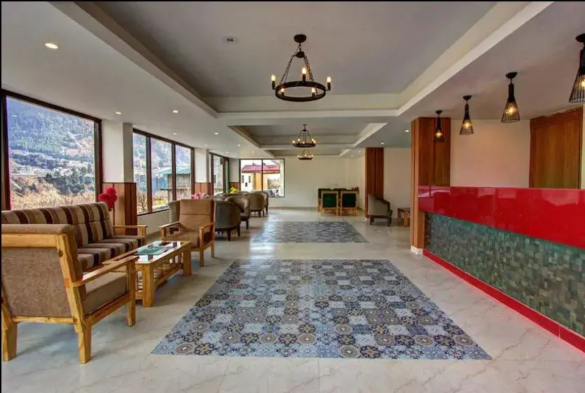 Aeraki Hotel