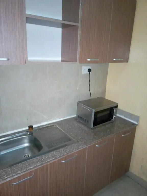ERiTH APARTMENT & SUITES
