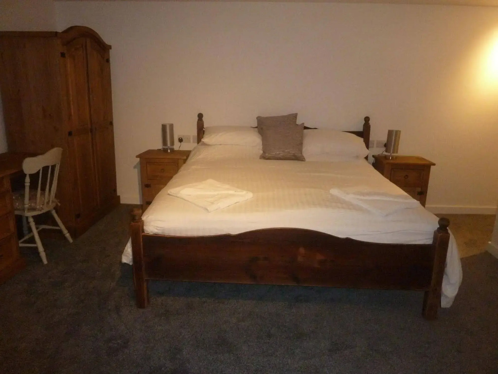 Parrett Hotel