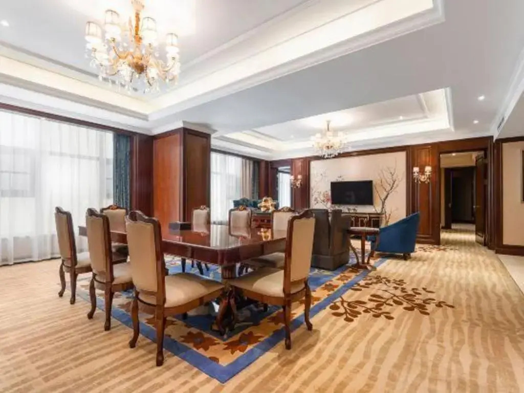 Argyle Hotel Pengzhou