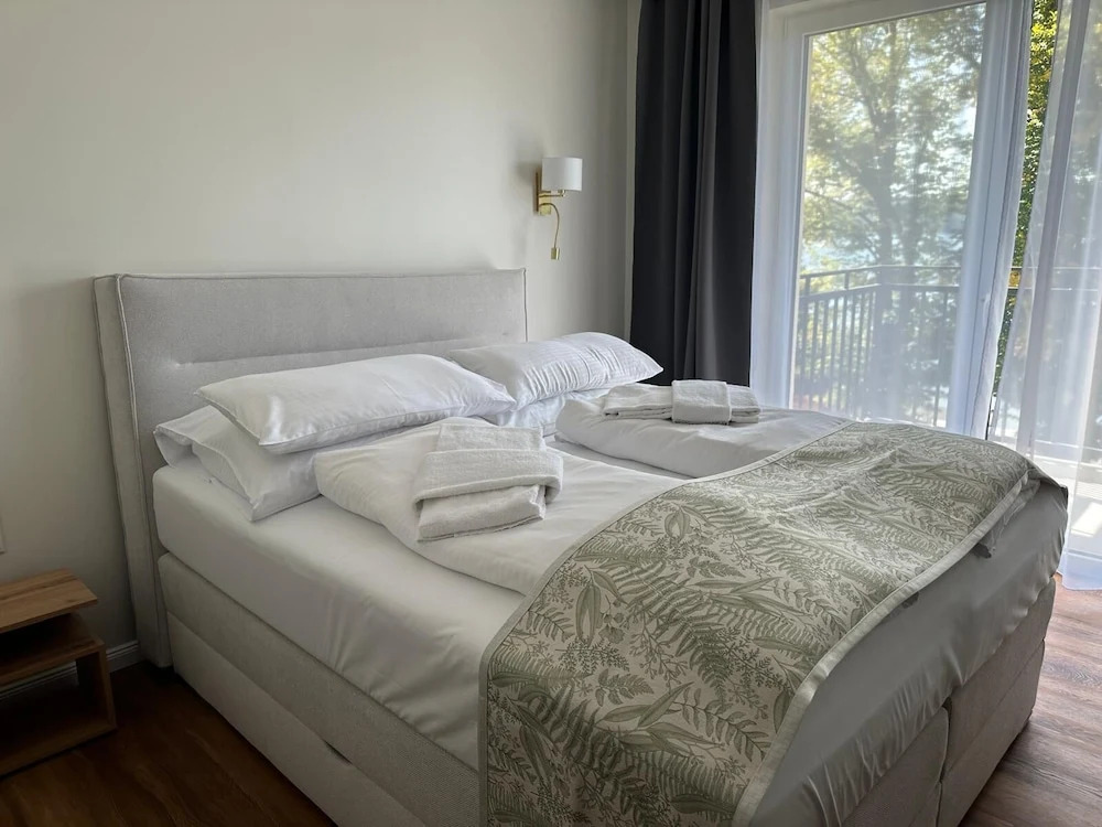 Strandhotel Buckow Resort & SPA gut-Hotels SEE