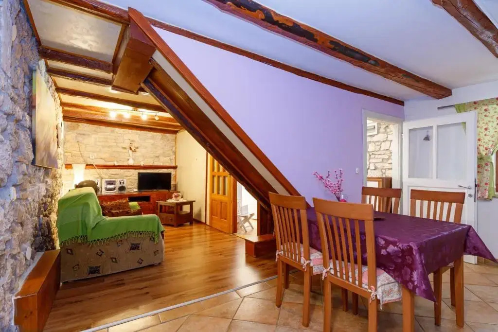 Karla Holiday House