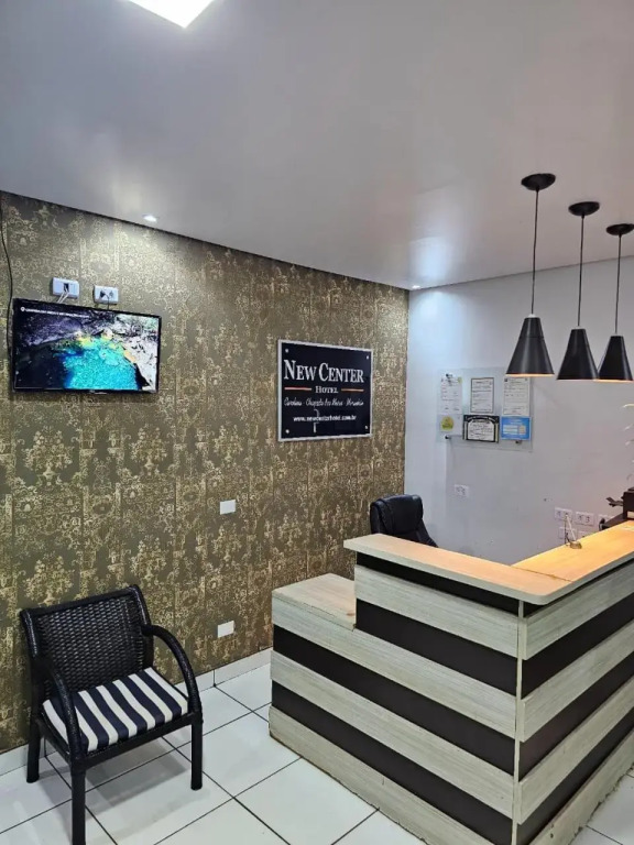 New Center Hotel