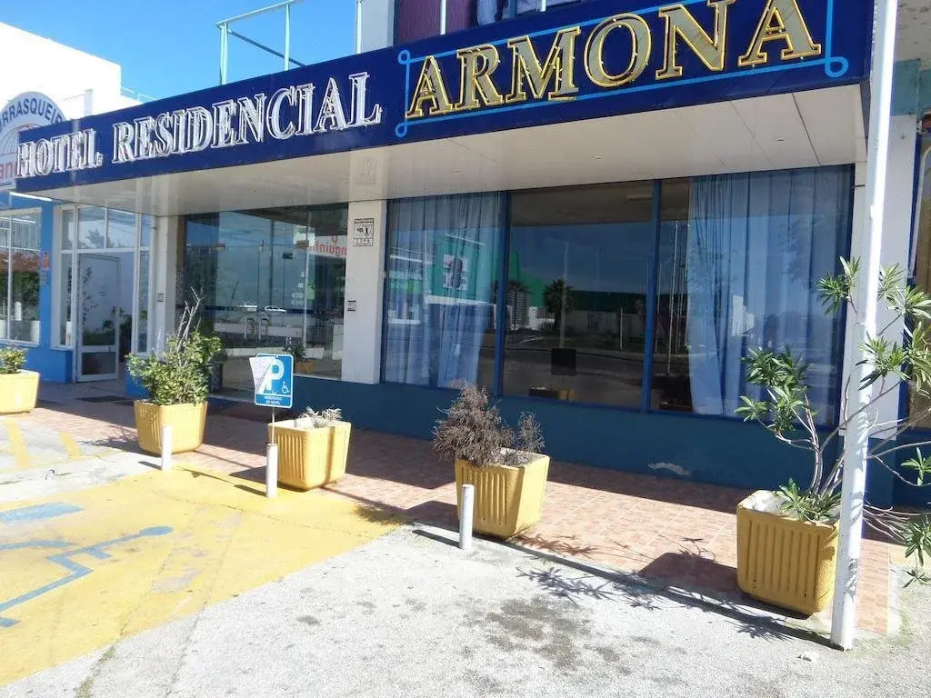 Hotel Armona