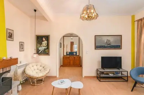 Fully Equipment House With Sea View Adamas Bay