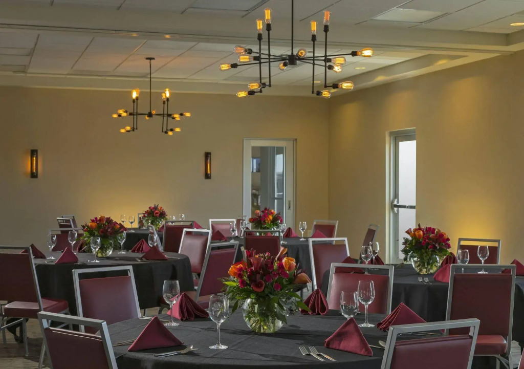 Four Points by Sheraton Midland