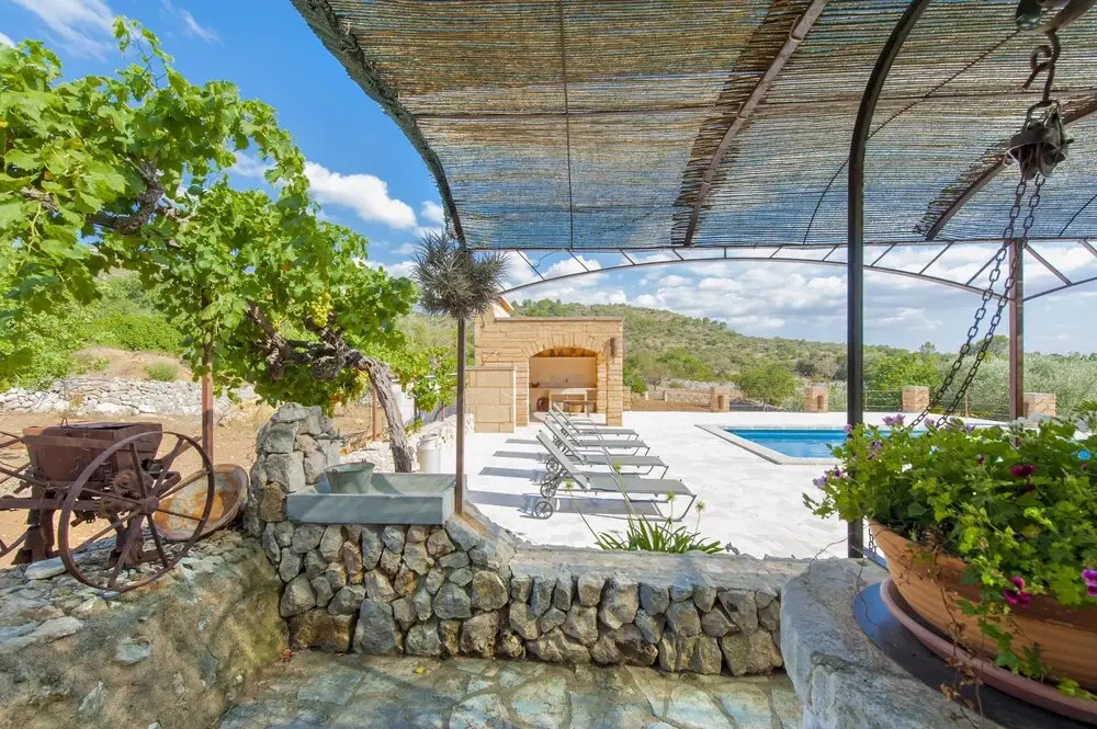 Villa for 2 People in the Countryside With Private Pool, Wifi, Located Near Sant